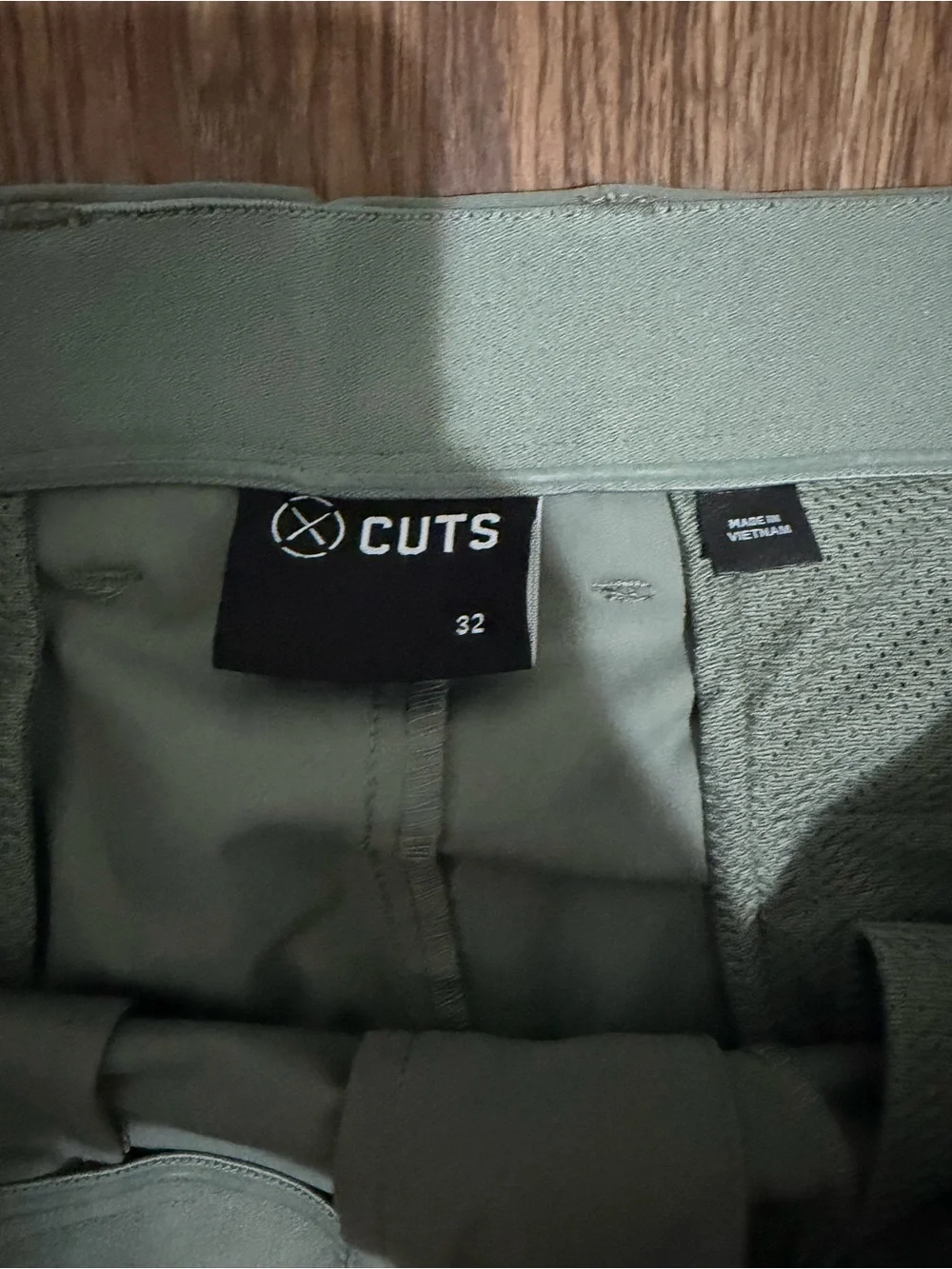 Cuts Clothing Men's Flat Front Shorts - Gray